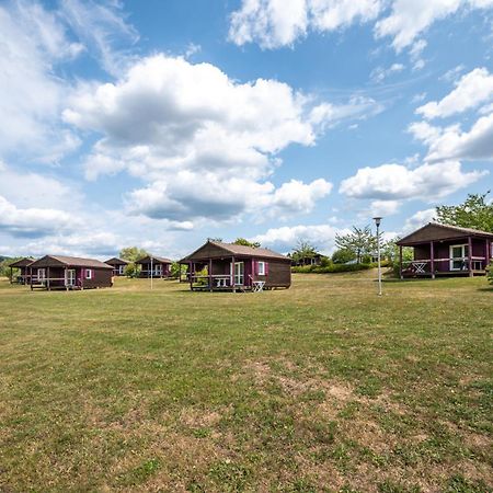 Camping Les Vosges Du Nord Oberbronn Exterior photo