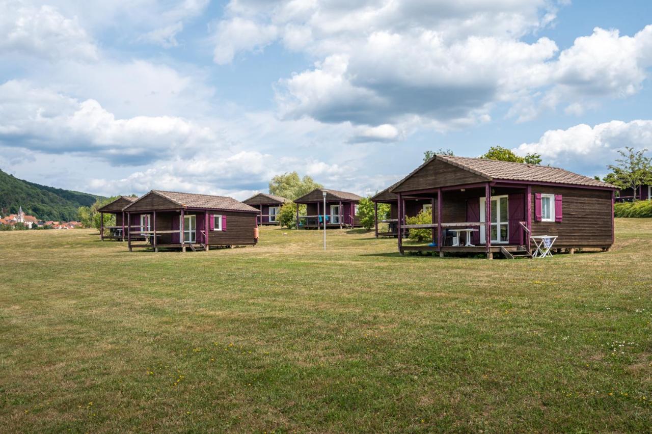 Camping Les Vosges Du Nord Oberbronn Exterior photo